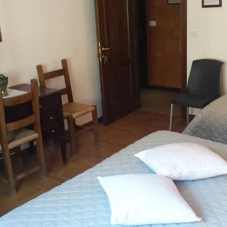 לינה וארוחת בוקר Bed & Breakfast Centrale 3*