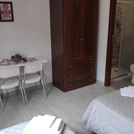 Bed & Breakfast Centrale 3* Болонья