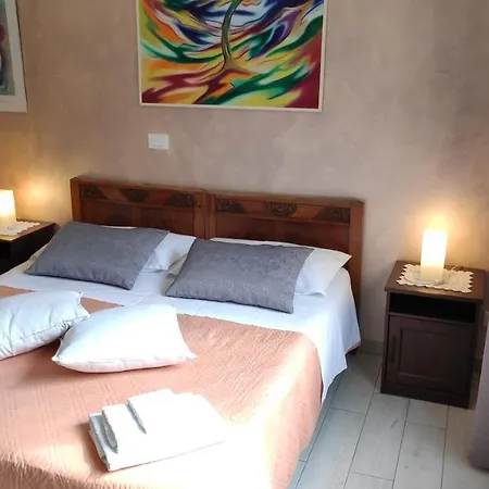 לינה וארוחת בוקר Bed & Breakfast Centrale בולוניה
